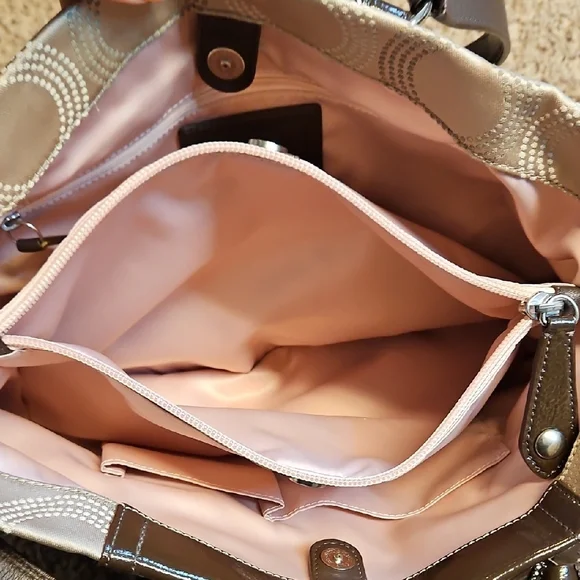 Coach Ashley Dotted Op Art Carryall Bag - Picture 10 of 16